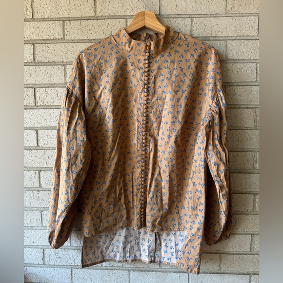Just Female | Tan Merle Shirt with Blue Floral Khaki Floral Button Down - Picture 8 of 9